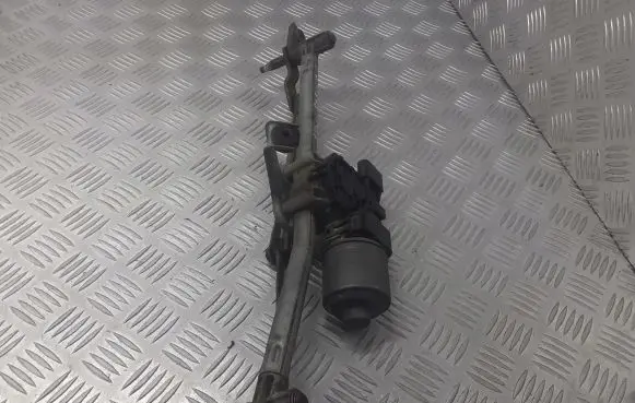 Skoda Fabia Mk1 (6Y) Front wiper linkage 6Q0955119A