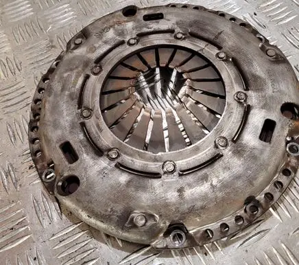 Mitsubishi Colt Pressure plate 043082000591