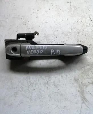 Toyota Avensis Verso Front door exterior handle