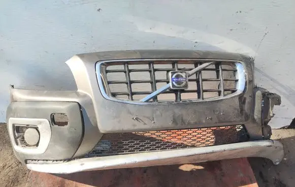 Volvo XC70 Front bumper