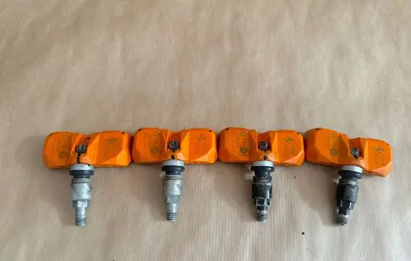 Maserati GranTurismo Tire pressure sensor 224549 500023618 37024T0SSAAB