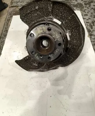 BMW X5 E70 Rear wheel hub 6770984
