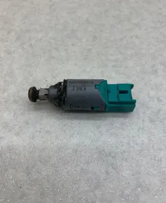 Nissan Primastar Brake pedal sensor switch 8200168240 3316W 8200168240B