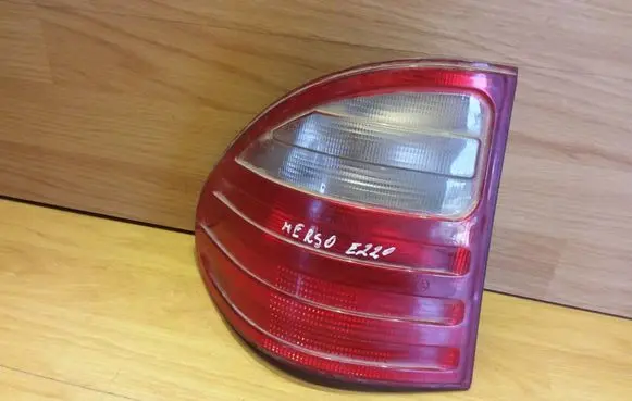Mercedes-Benz E W210 Rear/tail lights A2108204764