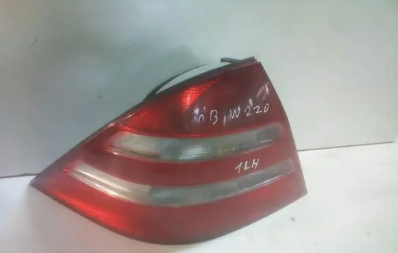 Mercedes-Benz S W220 Rear/tail lights 24670300 24670100L
