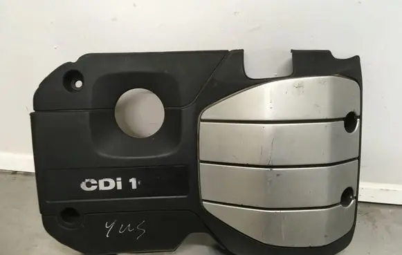 Chevrolet Captiva Engine cover (trim)