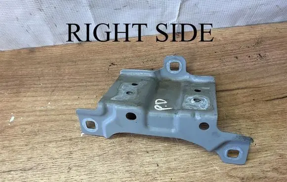 Renault Megane E-Tech Fender mounting bracket 663509388R