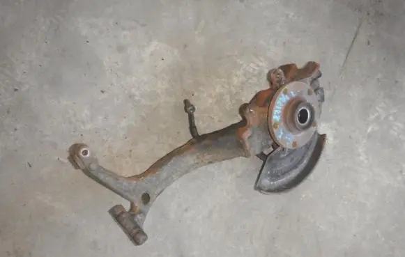 Volkswagen PASSAT B5 Front wheel hub spindle knuckle 8D0407257S 8D0407257AL