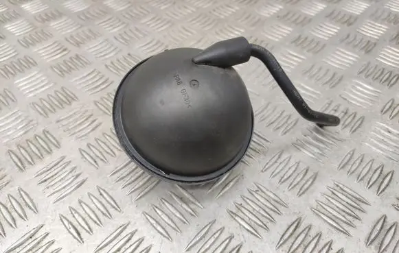 Vacuum air tank
