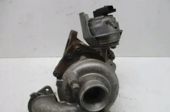 Volvo V40 Turbo 9686120680