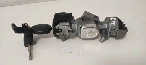 Ford Focus Ignition lock 3M513F880