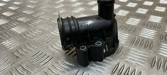 Mercedes-Benz E W212 Engine coolant pipe/hose A6422001156