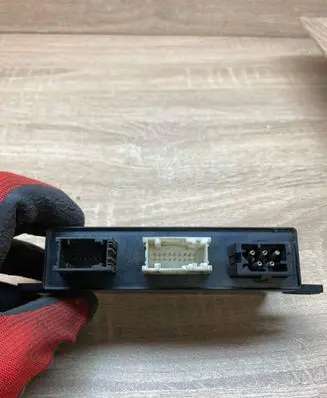 BMW 5 E39 Door control unit/module 8378773 689667