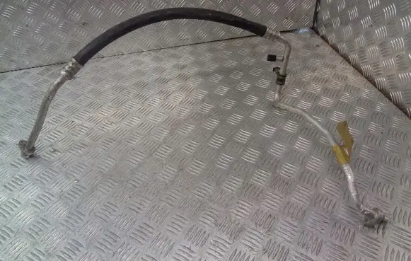 Nissan Note (E11) Air conditioning (A/C) pipe/hose