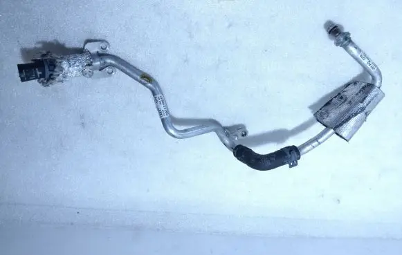 Audi A8 S8 D5 Engine coolant pipe/hose 057121498F 057121661F W749