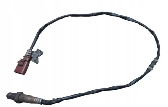 Volkswagen PASSAT CC Lambda probe sensor 06J906262C