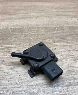 BMW 5 E60 E61 Exhaust gas pressure sensor 7789219 09F09