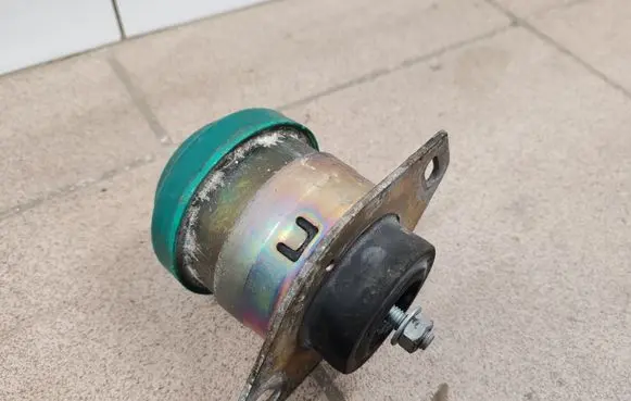 Citroen C5 Gearbox mount 