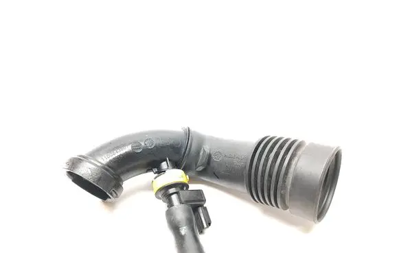 Peugeot 208 Intercooler hose/pipe 1100843S01 223621