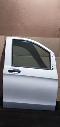Mercedes-Benz Vito Viano W447 Front door A447720
