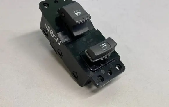 SsangYong Kyron Electric window control switch 202005300