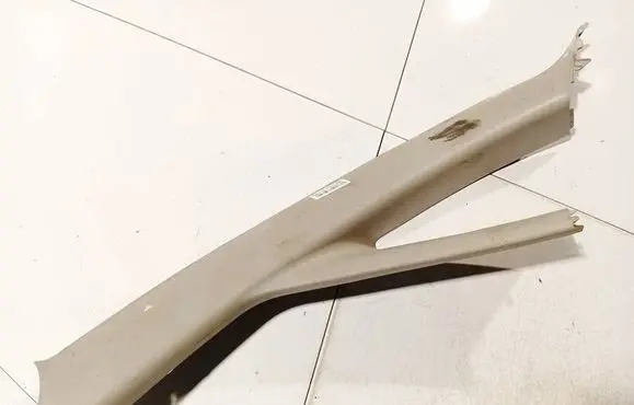 Toyota Corolla Verso E121 (C) pillar trim 