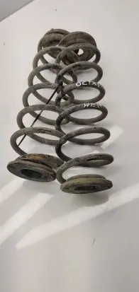 Skoda Octavia Mk2 (1Z) Rear coil spring
