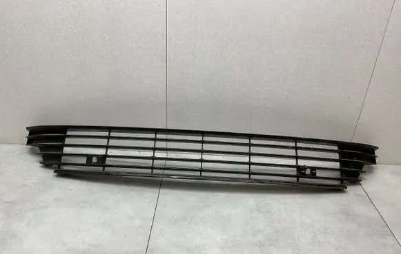 Volkswagen PASSAT CC Front bumper lower grill 3C8853677G