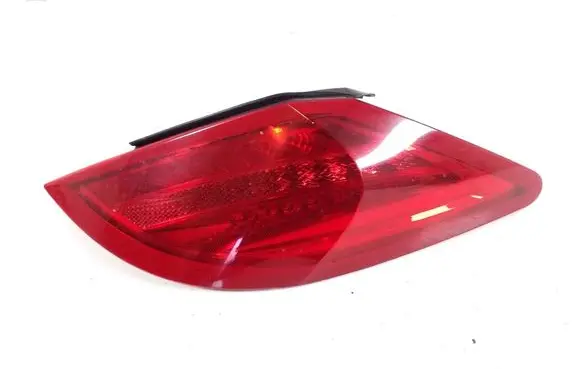 Peugeot 308 Rear/tail lights 