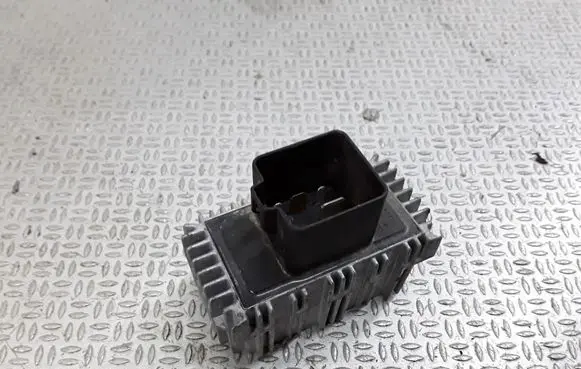 Saab 9-3 Ver2 Glow plug pre-heat relay 09132691