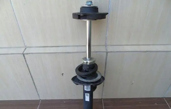 Audi A3 S3 8P Front shock absorber/damper 1T0413031FL