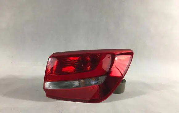 KIA Ceed Rear/tail lights 92402A2500