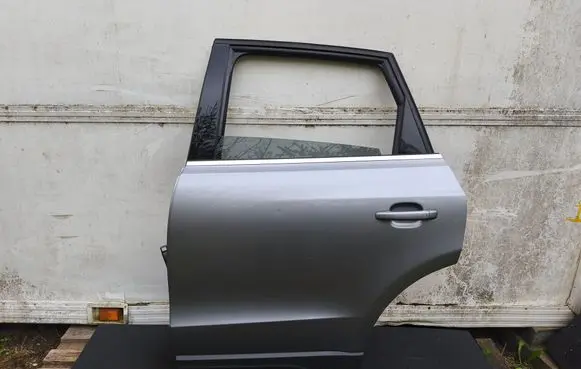 Audi Q5 SQ5 Rear door