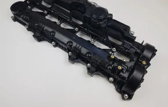 Mercedes-Benz C W205 Rocker cam cover A6560109202