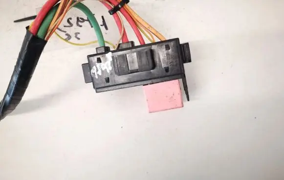 Renault Scenic II - Grand scenic II Other relay 8200308271