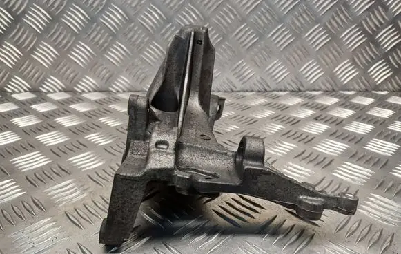 Citroen Berlingo Generator/alternator bracket 9659200880