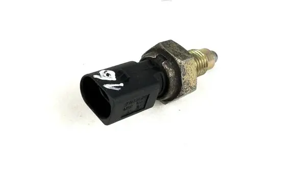 Volkswagen Golf IV Reversing light switch sensor 02k945415f