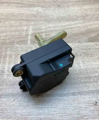 Volvo V70 Air flap motor/actuator 74932CMR