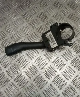 Audi A3 S3 8L Indicator stalk 8L0953513G
