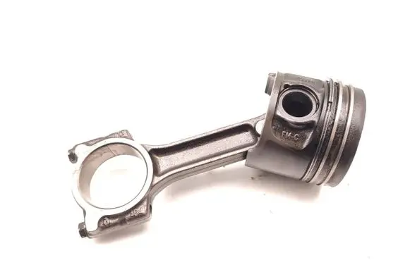 Nissan Juke I F15 Piston with connecting rod K9K636
