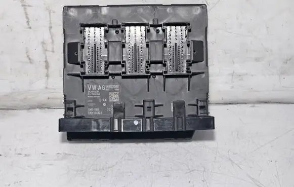 Volkswagen Caddy Comfort/convenience module 5K0937085R