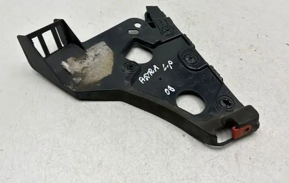 Opel Astra J Front bumper mounting bracket 13367893