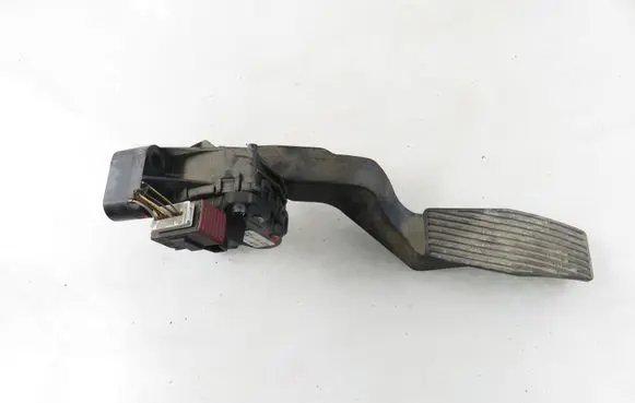 Opel Zafira B Accelerator throttle pedal 6PV00811400 9202341BT