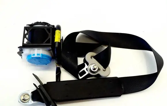 Nissan X-Trail T32 Front seatbelt TKAH2EG715