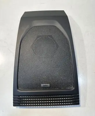 Renault Koleos II Dash center speaker trim cover 281C25786R