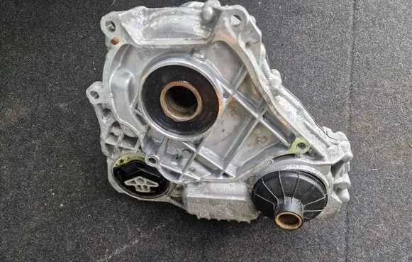BMW 3 G20 G21 Gearbox transfer box case 7888875 5A67B84