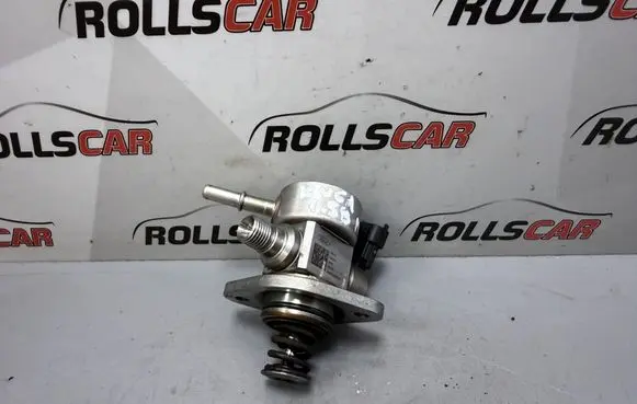 Ford Kuga II Fuel injection high pressure pump DS7G9D376DC
