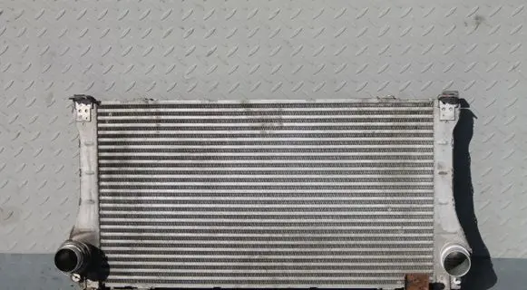 Toyota Avensis T270 Intercooler radiator