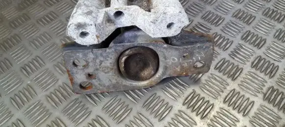 Nissan Micra Engine mount bracket 11210AX600 586298