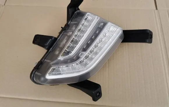 Hyundai Ioniq Front fog light 92208-G2100-SAJMON